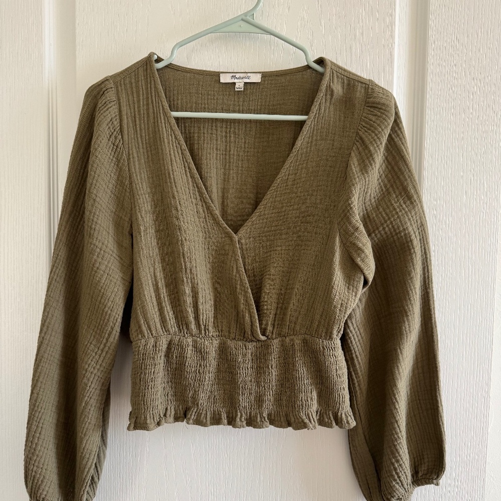 Madewell Lightspun Julianne Smocked-Waist Top